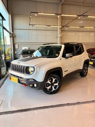 JEEP RENEGADE 2.0 16V TURBO DIESEL TRAILHAWK 4P 4X4 AUTOMÁTICO JEEP RENEGADE 2.0 16V TURBO DIESEL TRAILHAWK 4P 4X4 AUTOMÁTICO